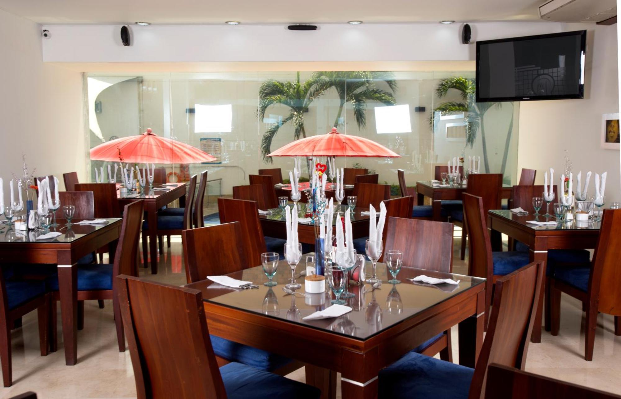 Atlantis Plaza Hotel Cúcuta Екстериор снимка