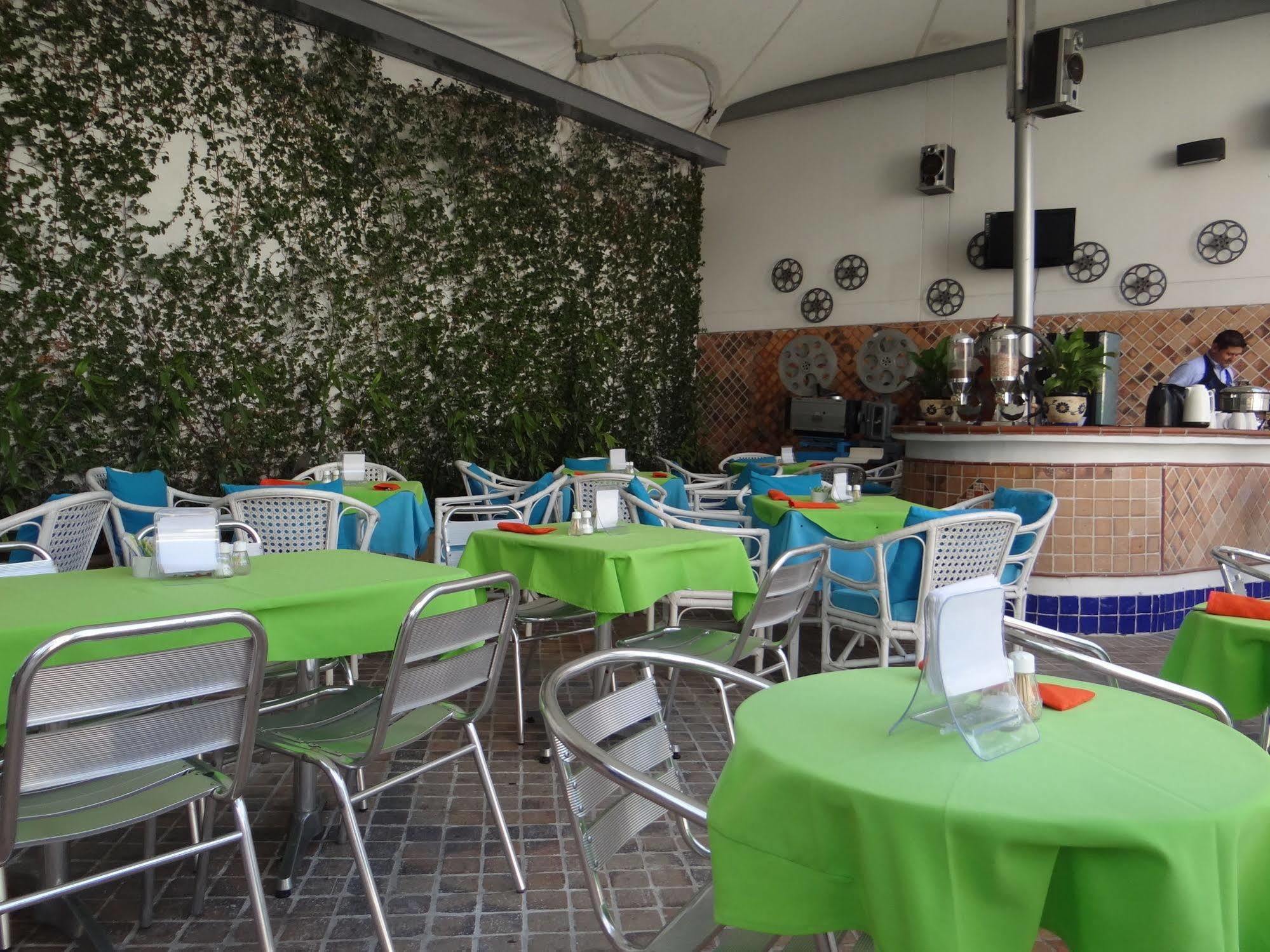 Atlantis Plaza Hotel Cúcuta Екстериор снимка