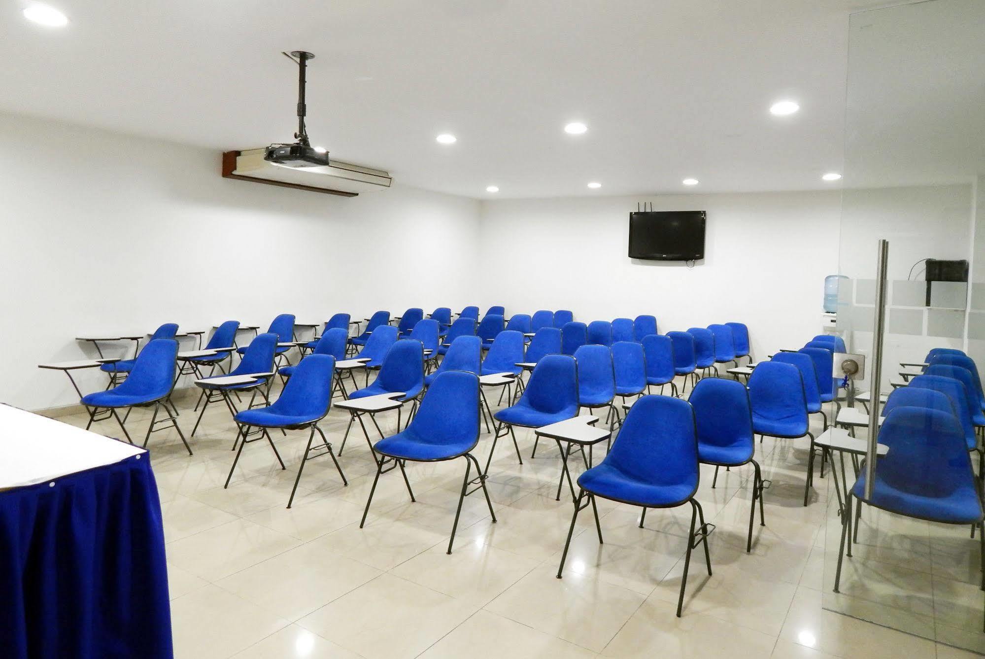 Atlantis Plaza Hotel Cúcuta Екстериор снимка