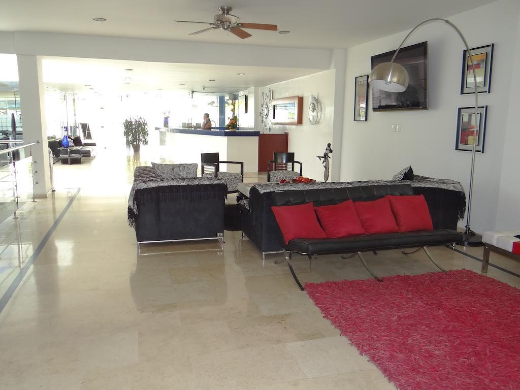 Atlantis Plaza Hotel Cúcuta Екстериор снимка